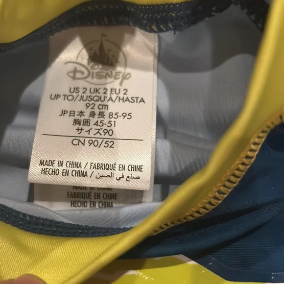 Disney Store Star Wars Grogu "The Child" Rash Guard size 2T NWT - Picture 5 of 8